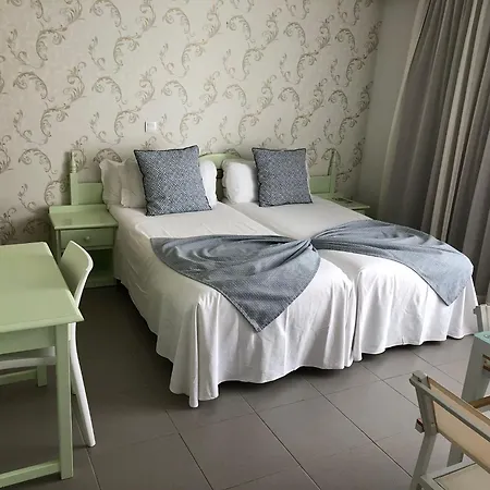 Hotel Spa Cap De Creus-3